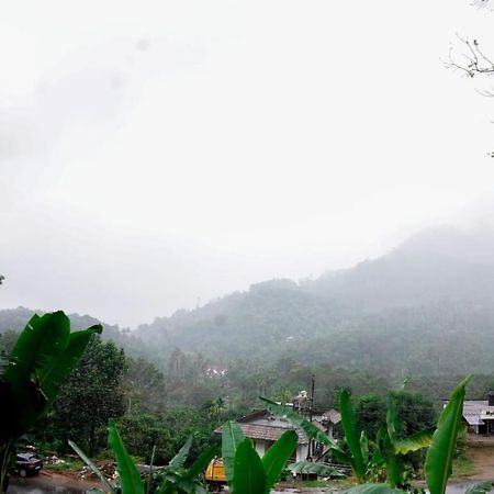Koonamparayil Home Stay Munnar Anaviratty-Family Only 외부 사진