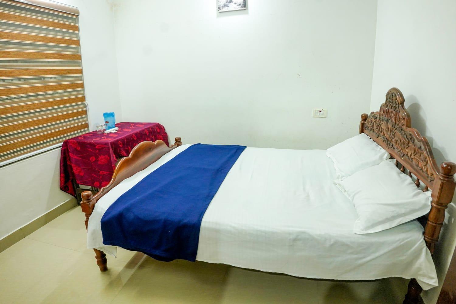 Koonamparayil Home Stay Munnar Anaviratty-Family Only 외부 사진